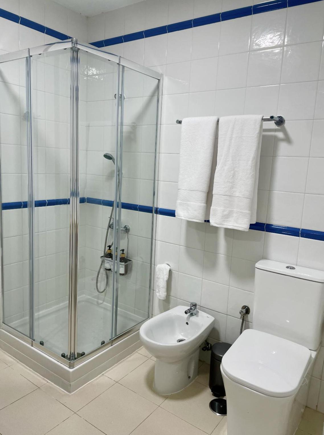 Apartment Con Piscina Junto Al Mar *