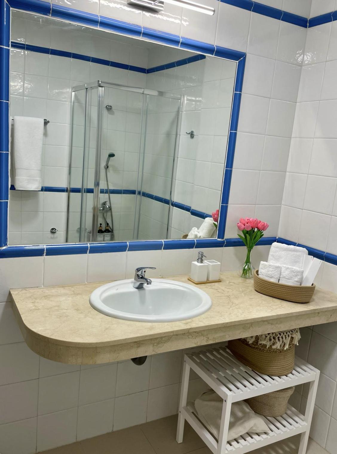 Apartment Con Piscina Junto Al Mar *