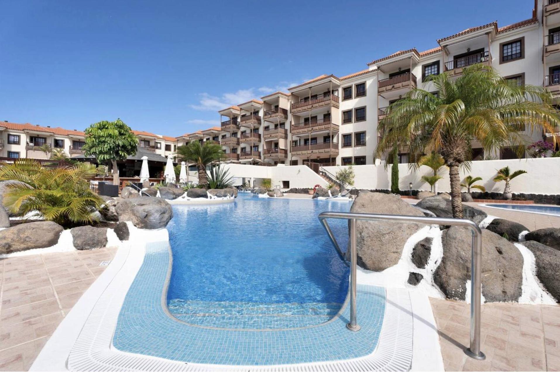 Con Piscina Junto Al Mar Apartment